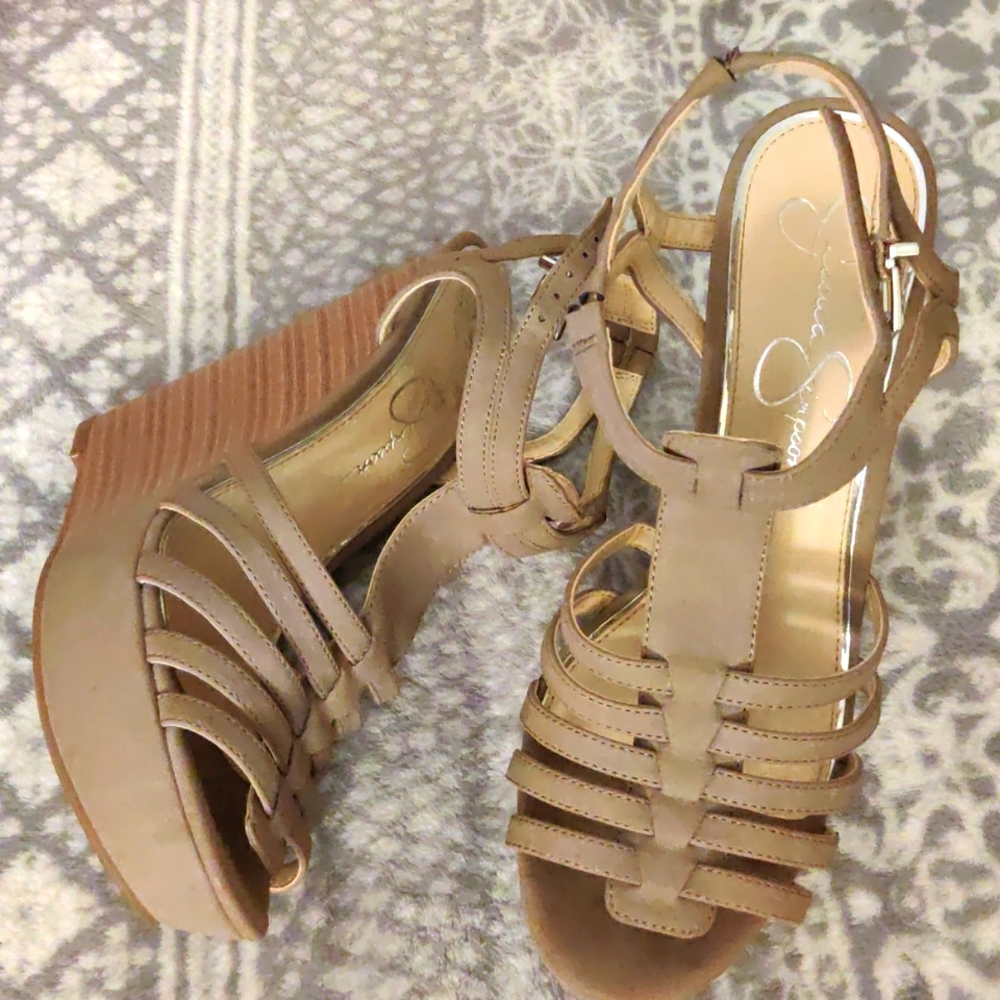 💕BEAUTIFUL PLATFORMS💕